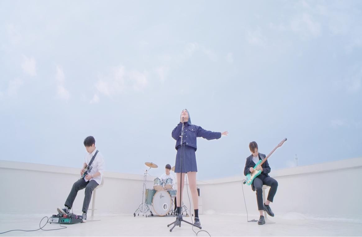 Fly Away M/V 스틸